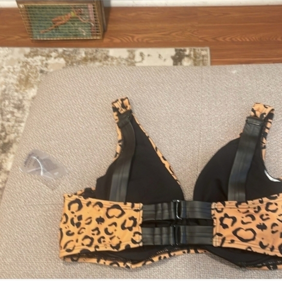DEADSTOCK!!!🔥🔥H0TT!! RARE🔥 NWT GABI FRESH FAUX LEATHER BIKINI - Picture 5 of 8